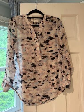 Two by Vince Camuto Pink Multi Printed Split-Neck Tunic